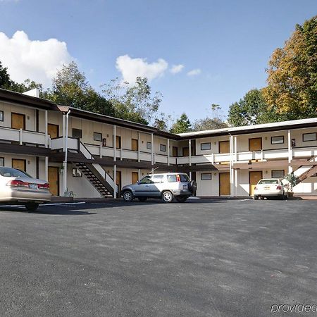 Americas Best Value Inn Highland-Poughkeepsie Kültér fotó